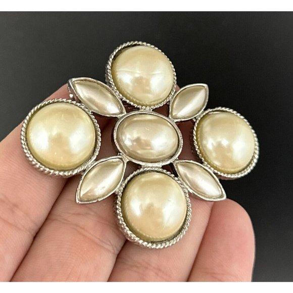 Vintage Signed DAUPLAISE Brooch Pin Silver Tone Faux Pearl Statement - Picture 6 of 6